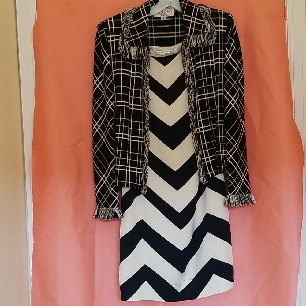 St. John Marie Gray blk/wht knit frnt clasp jacket